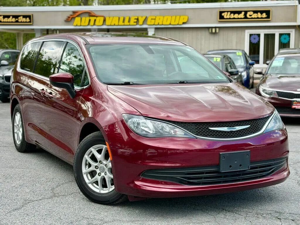 2017 CHRYSLER Pacifica