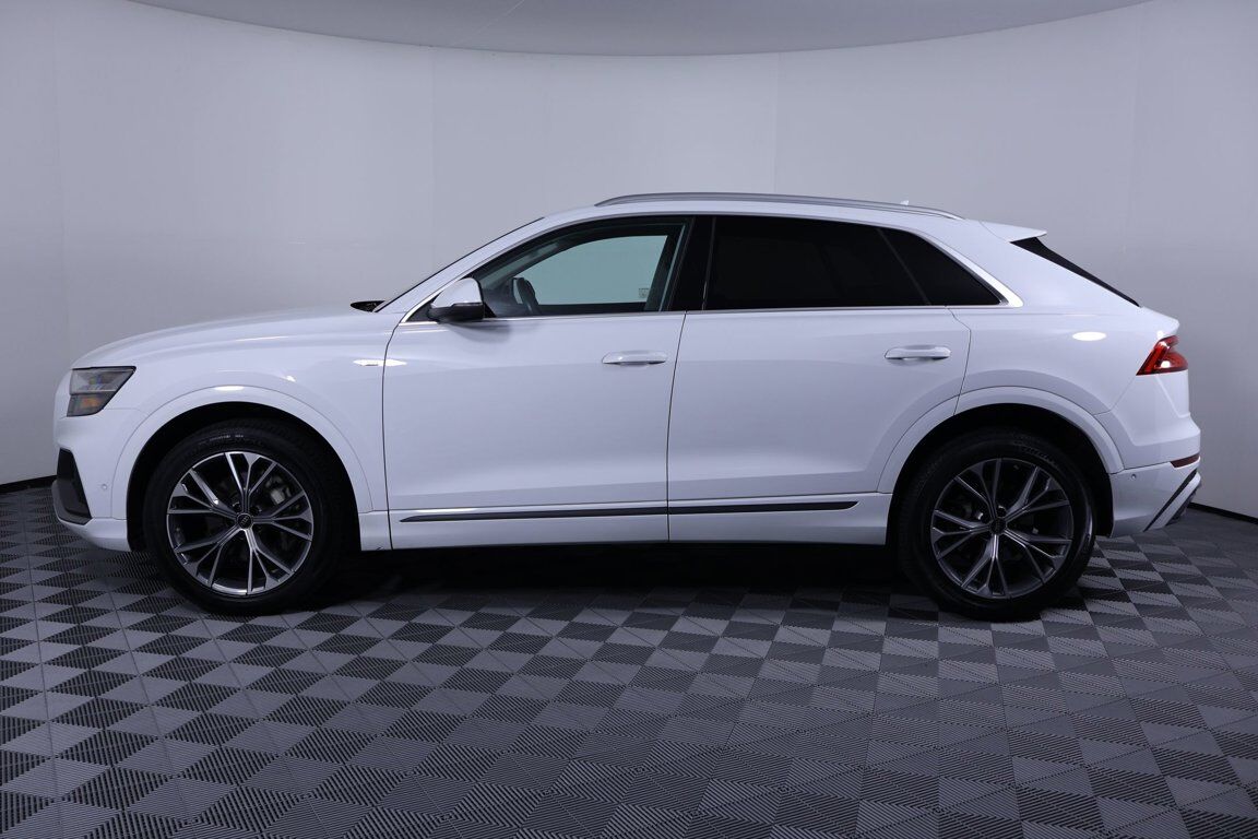 2023 Audi Q8