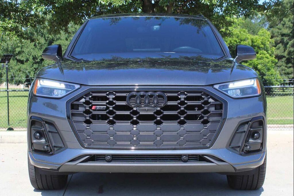 2023 Audi SQ5