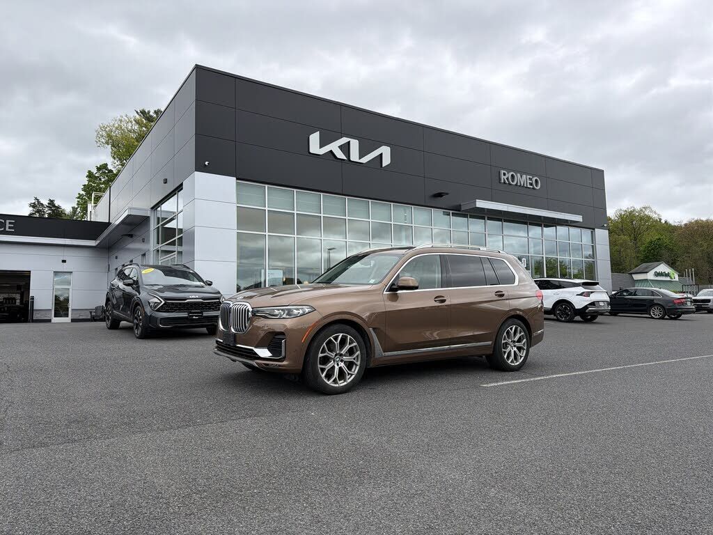 2020 BMW X7