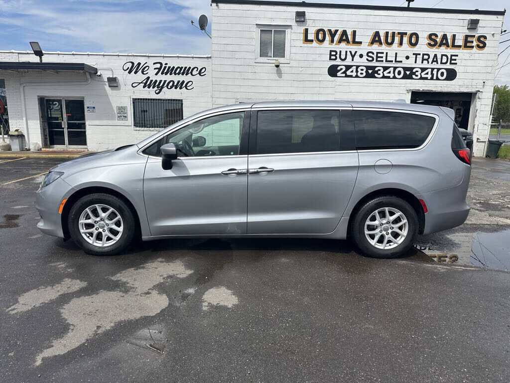 2017 CHRYSLER Pacifica