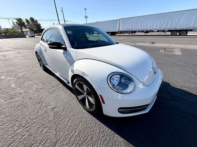 2012 VOLKSWAGEN Beetle