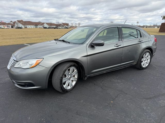 2013 CHRYSLER 200