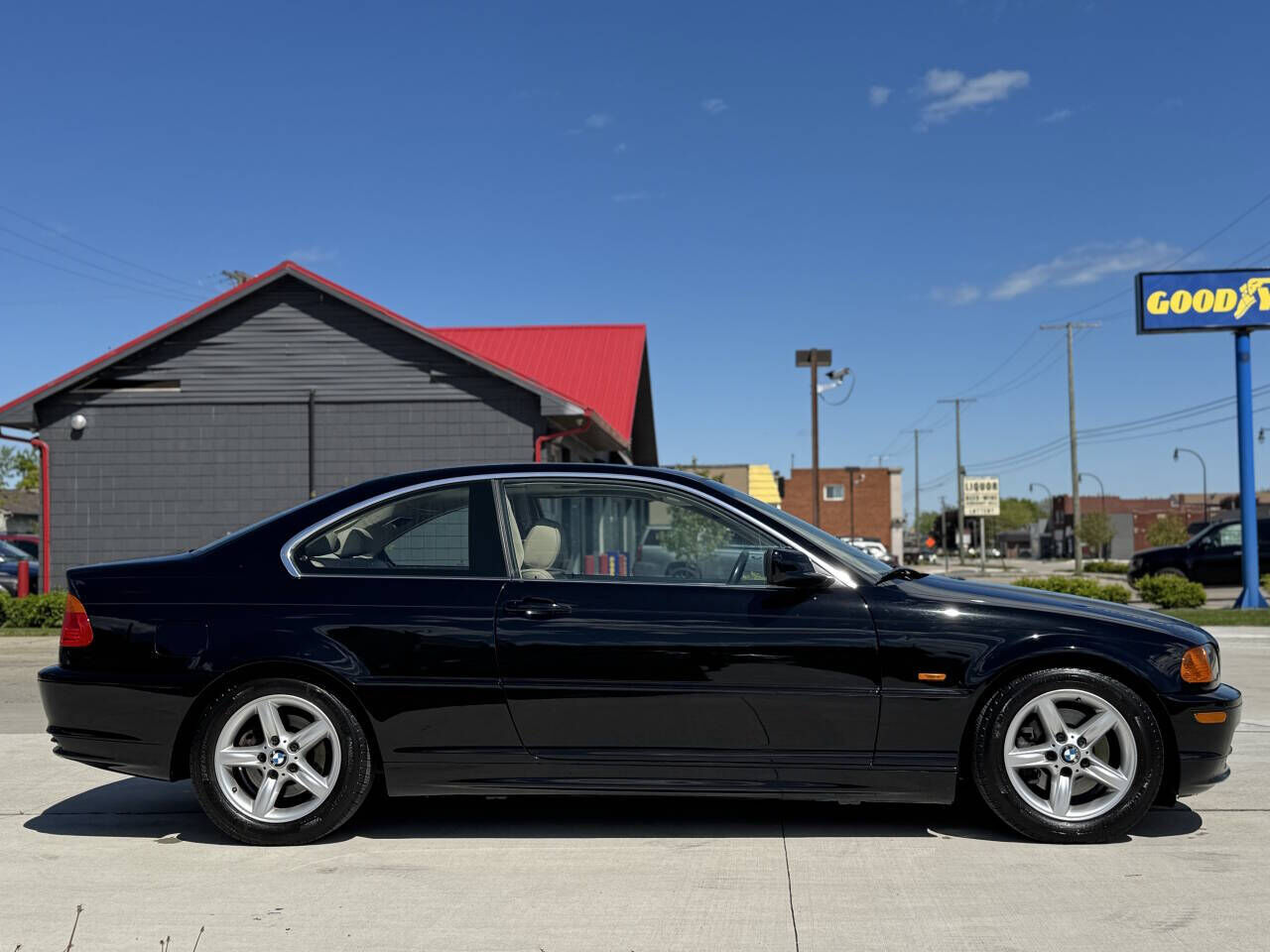 2002 BMW 3 Series