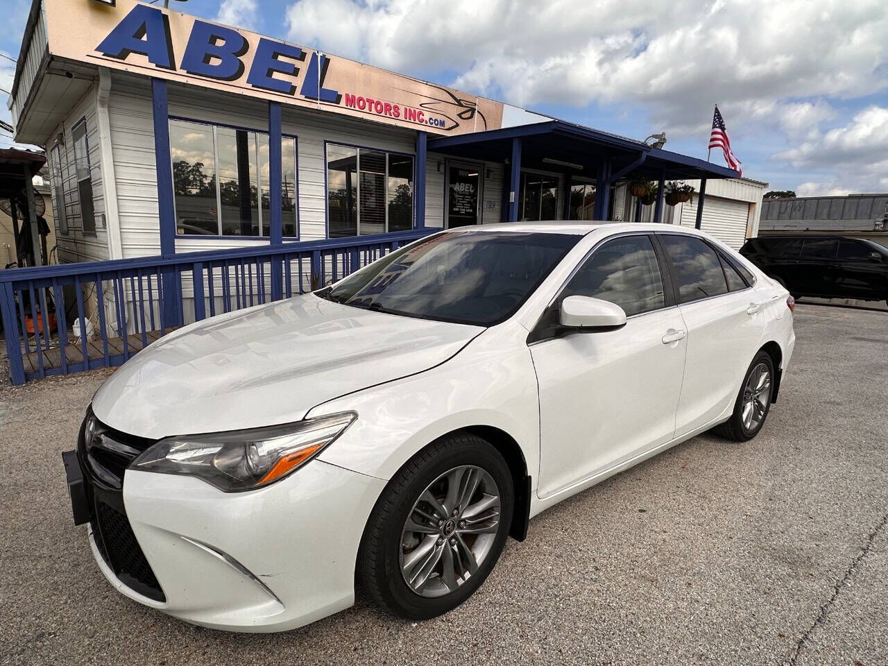 2015 TOYOTA Camry