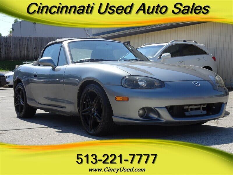 2004 MAZDA MX-5
