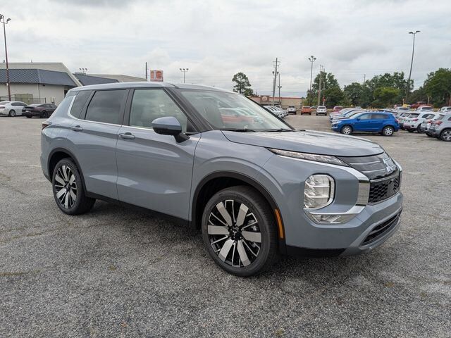 2026 MITSUBISHI Outlander