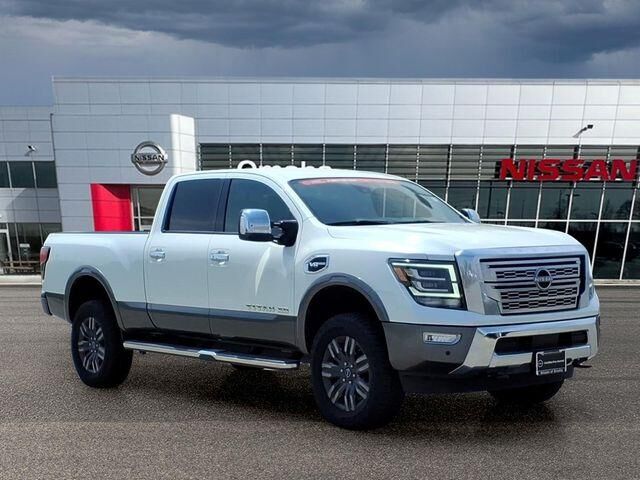 2023 Nissan Titan