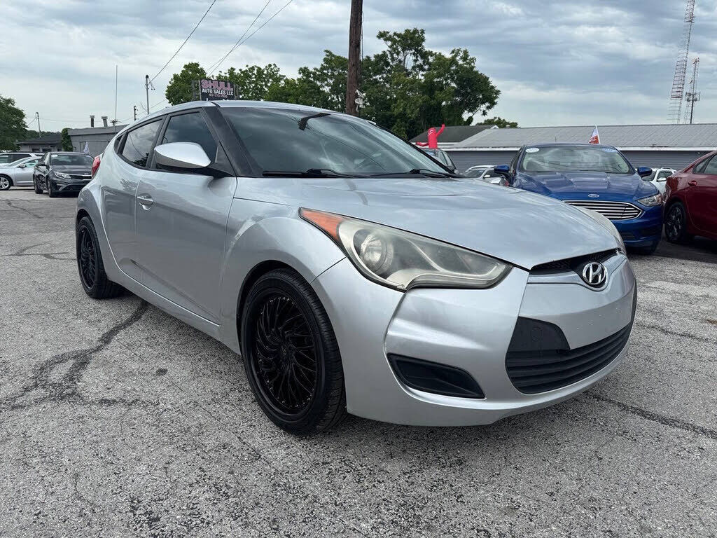 2013 HYUNDAI Veloster