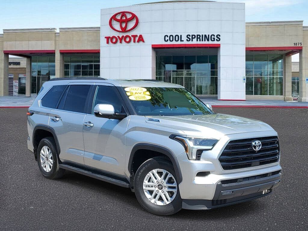 2025 TOYOTA Sequoia
