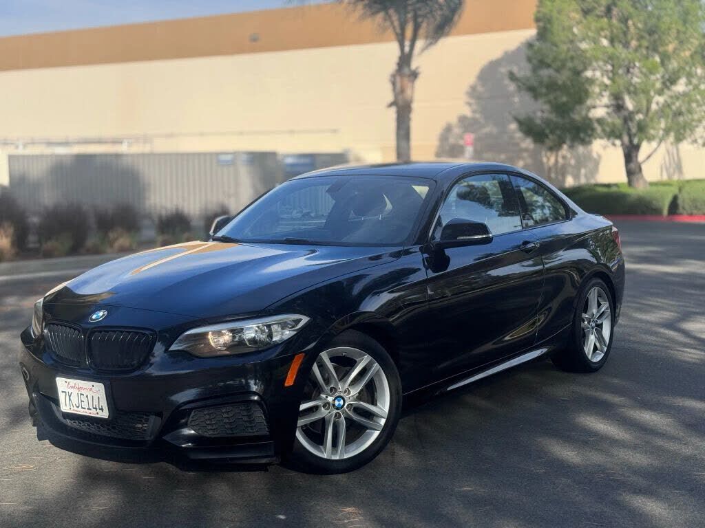 BMW 228i