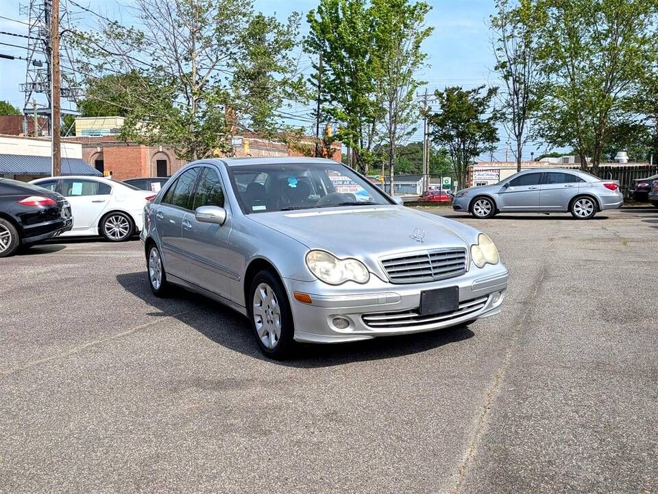 2005 MERCEDES-BENZ C-Class