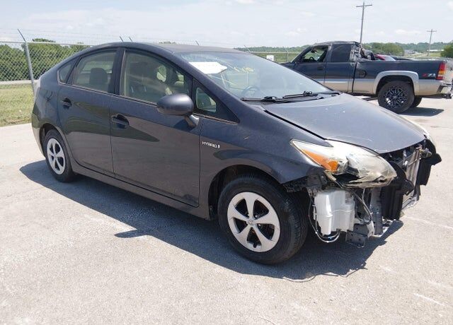 2013 TOYOTA PRIUS
