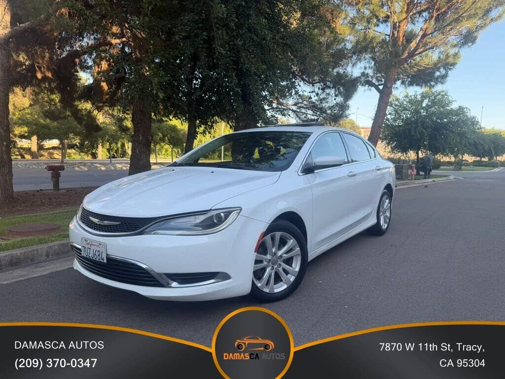 2016 CHRYSLER 200