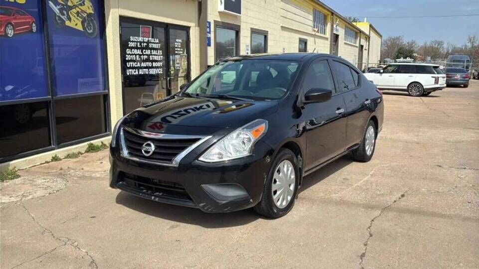 2015 NISSAN Versa