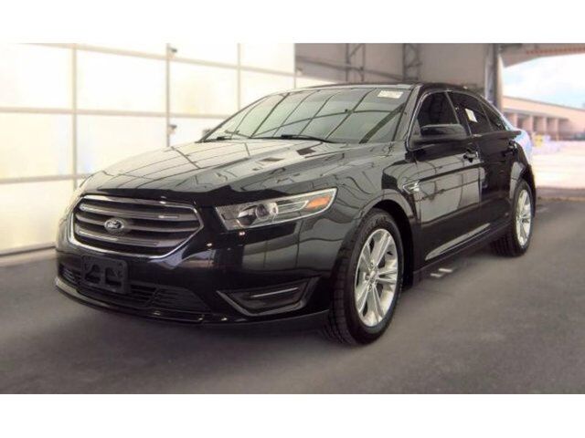 2015 FORD Taurus