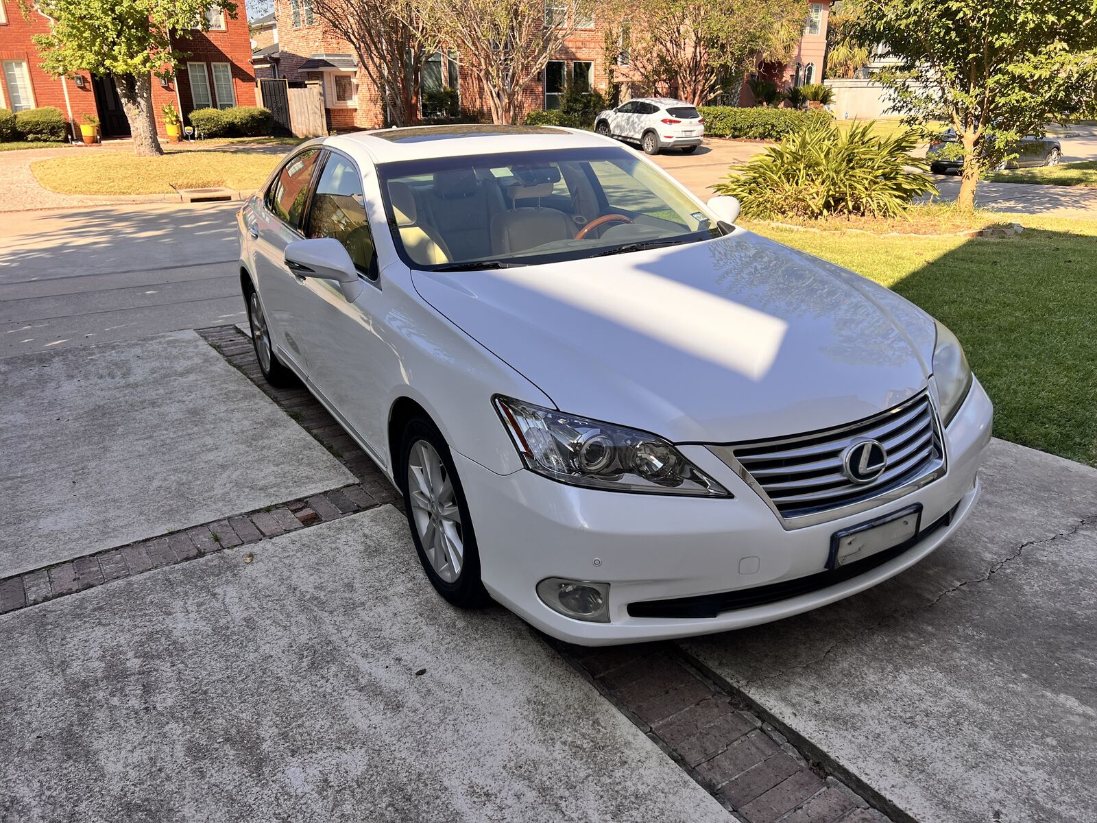 2012 LEXUS ES