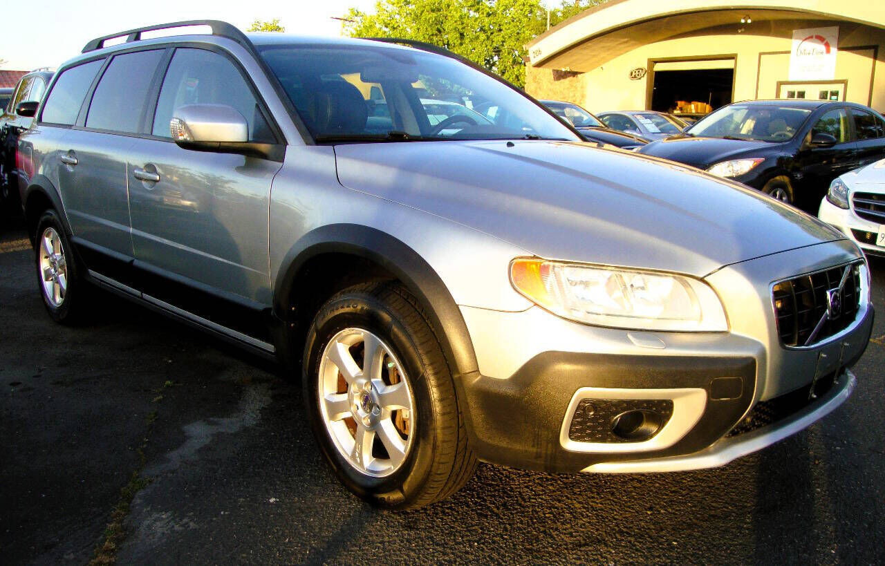 2008 VOLVO XC70