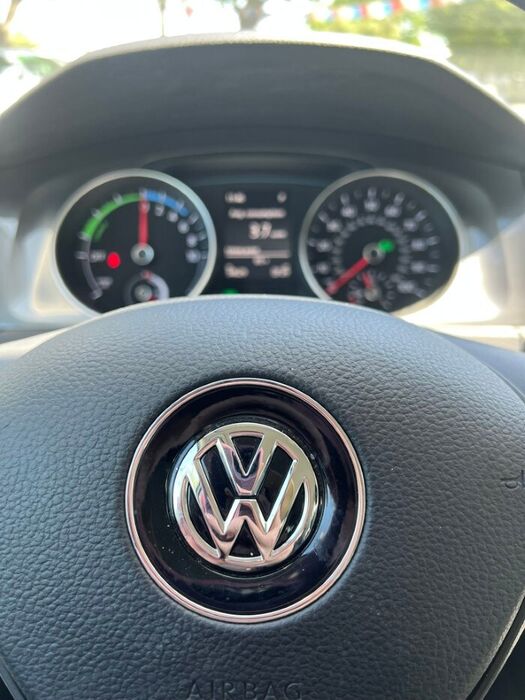 2016 VOLKSWAGEN e-Golf