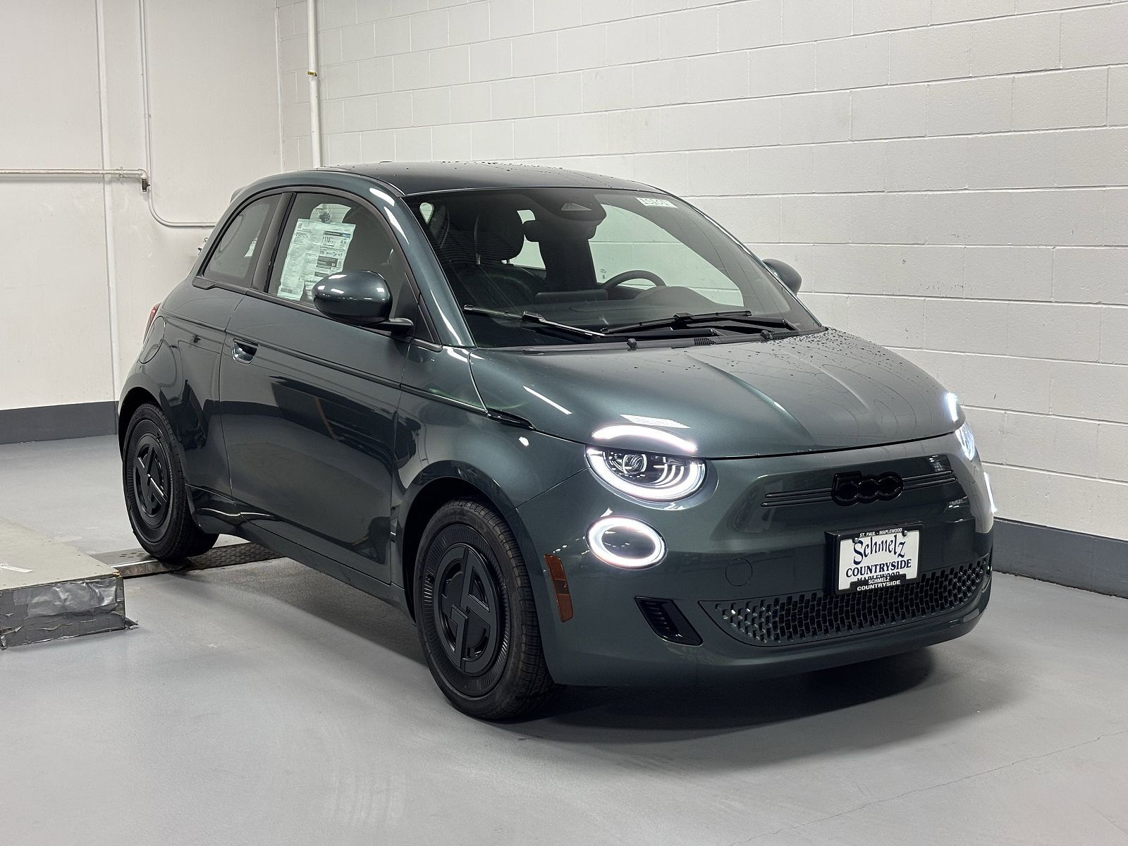 2025 FIAT 500e
