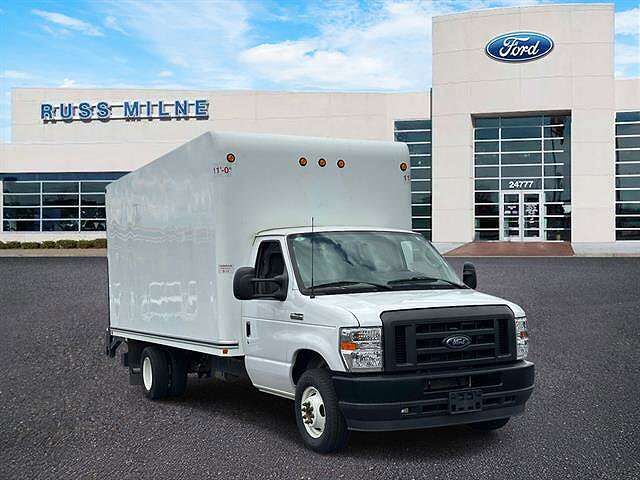 2024 FORD E-350