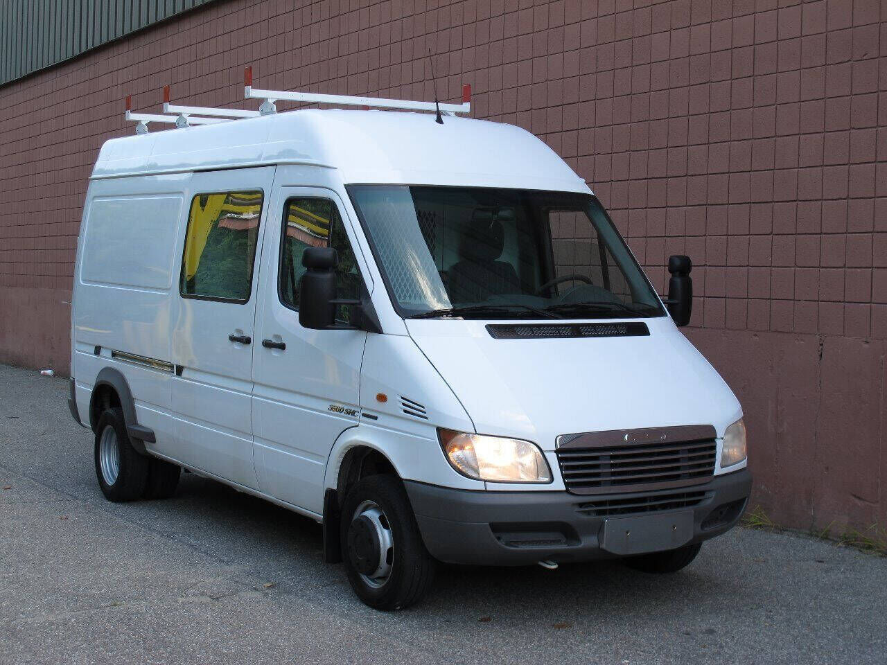 2003 SPRINTER (DODGE OR FREIGHTLINER) Sprinter