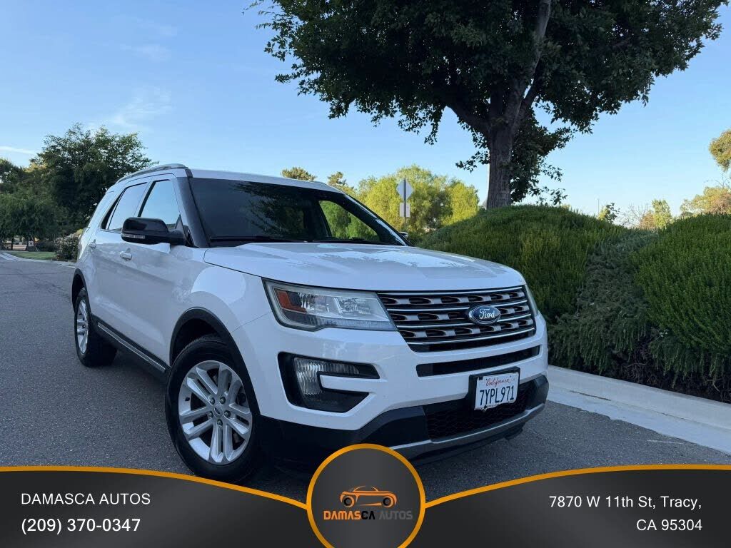 2016 FORD Explorer