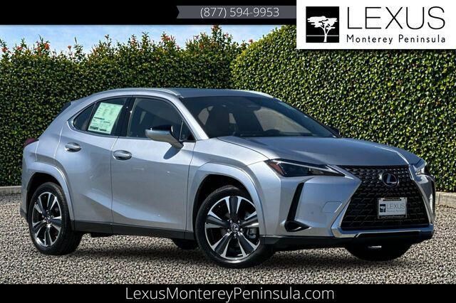 2026 LEXUS UX