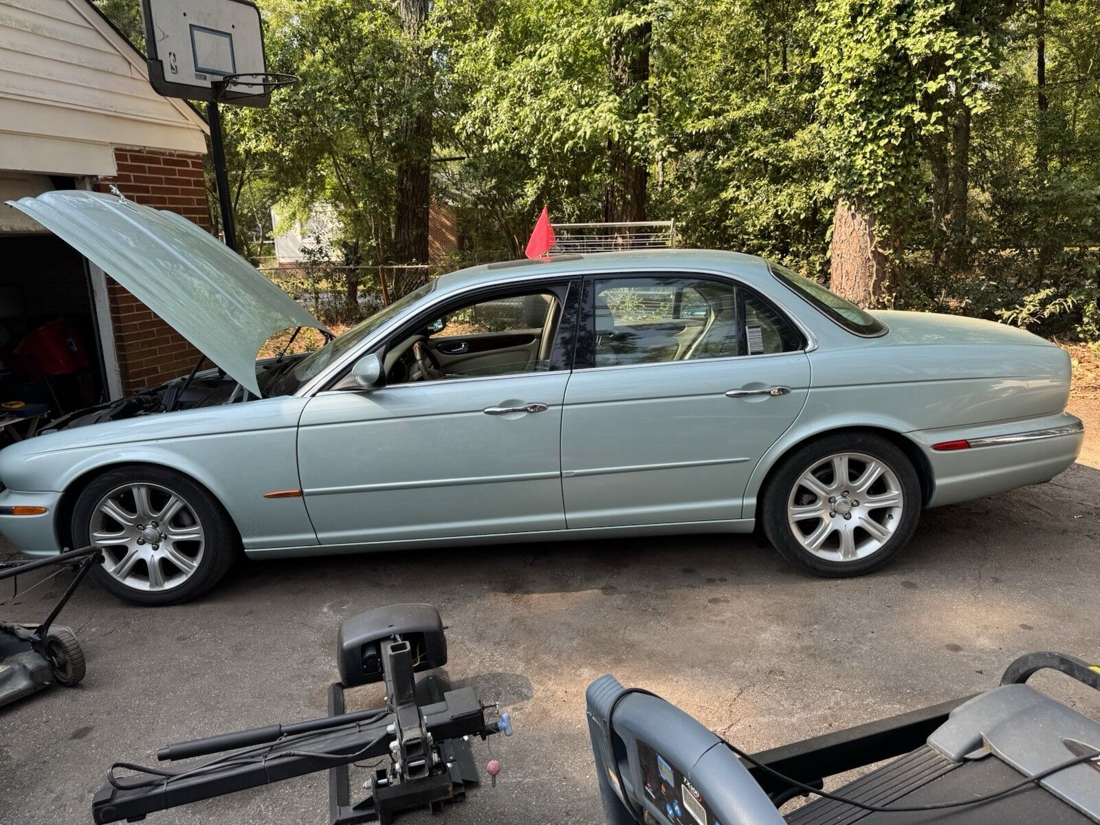 Jaguar XJ