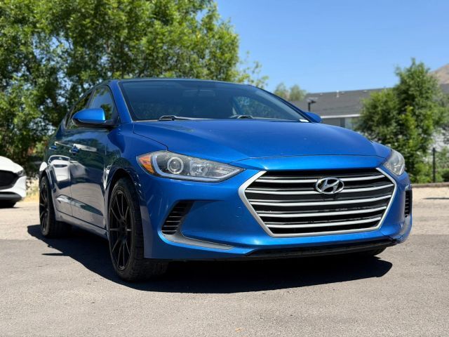2017 HYUNDAI Elantra