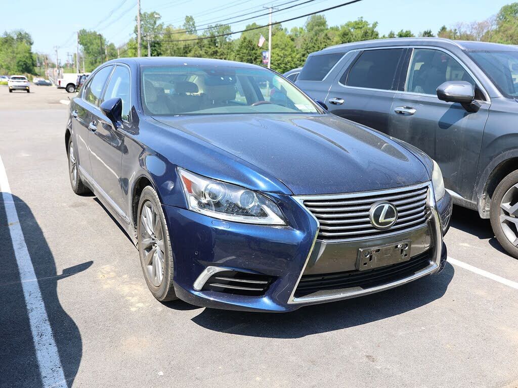 2013 LEXUS LS