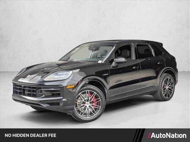 2026 PORSCHE Cayenne