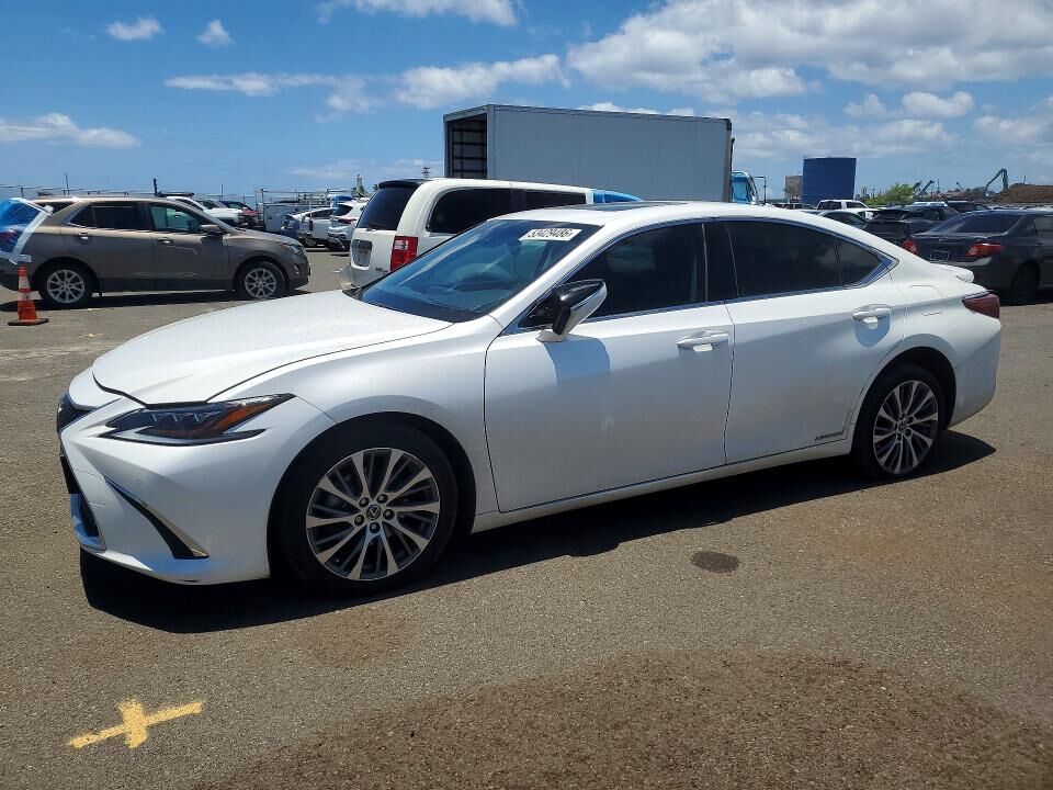 2019 LEXUS ES