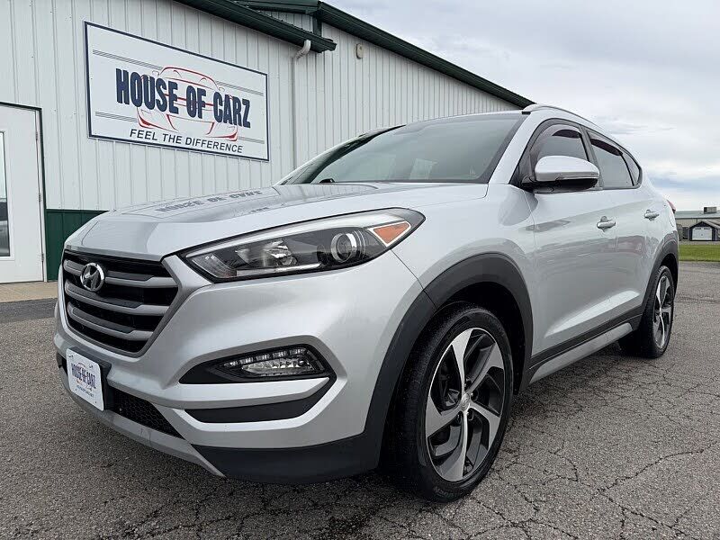 2017 HYUNDAI Tucson
