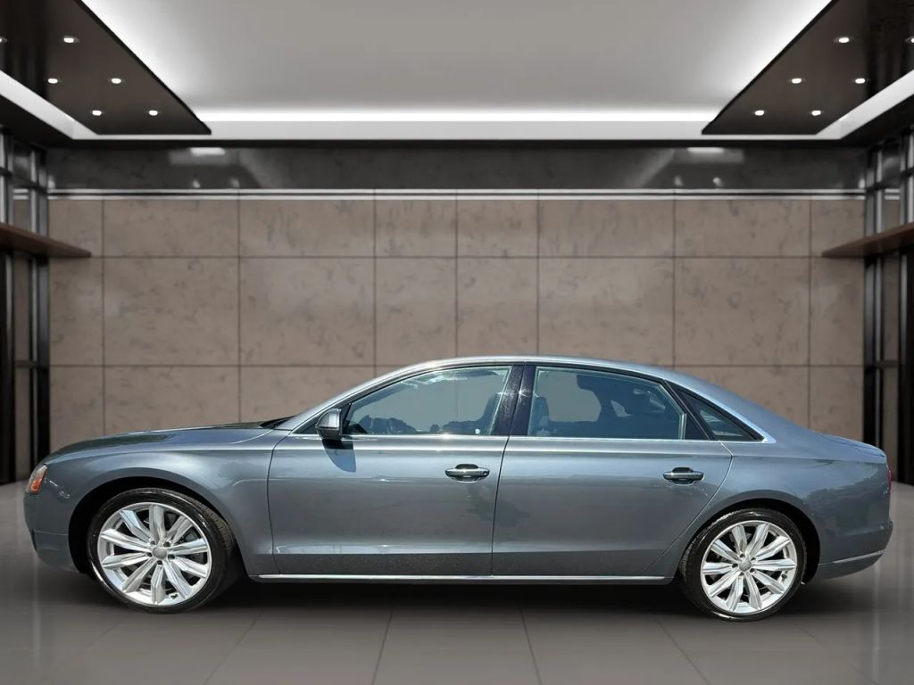 2016 Audi A8