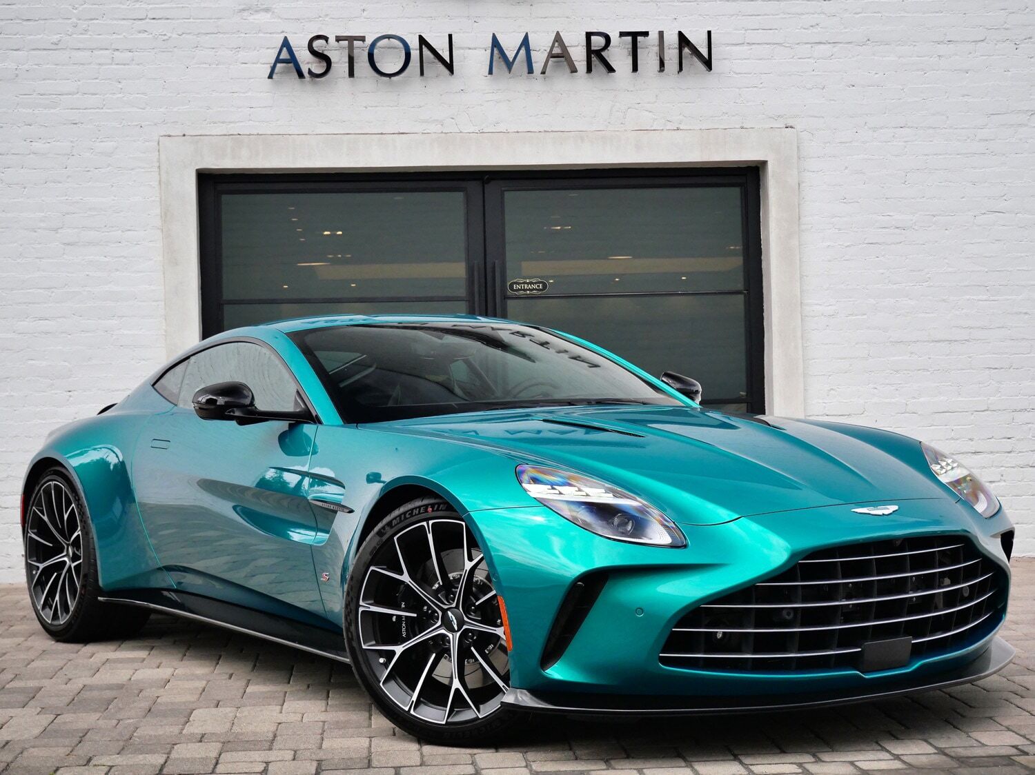 2026 ASTON MARTIN Vantage