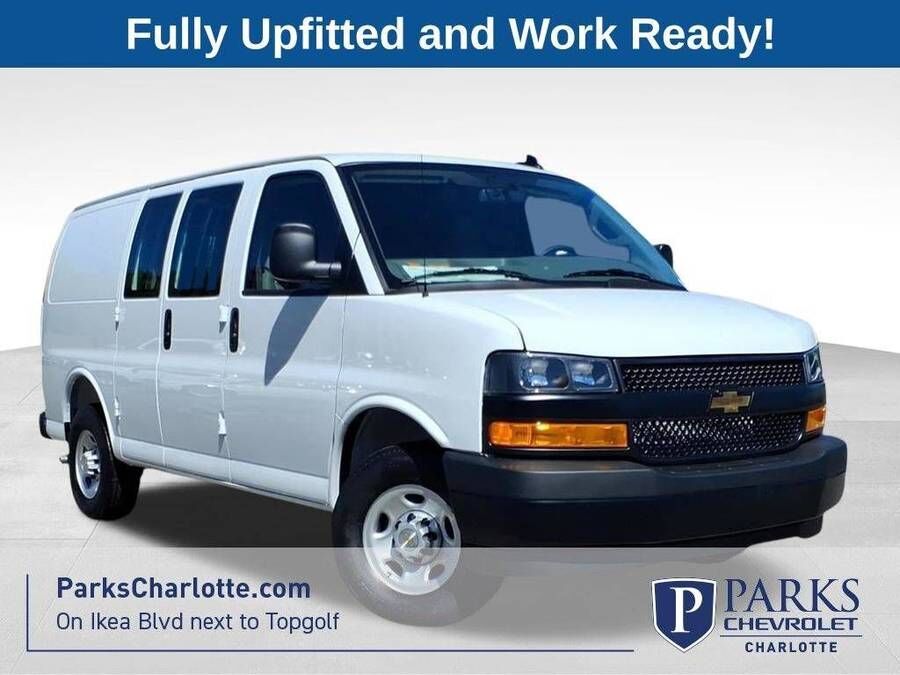 2026 CHEVROLET Express