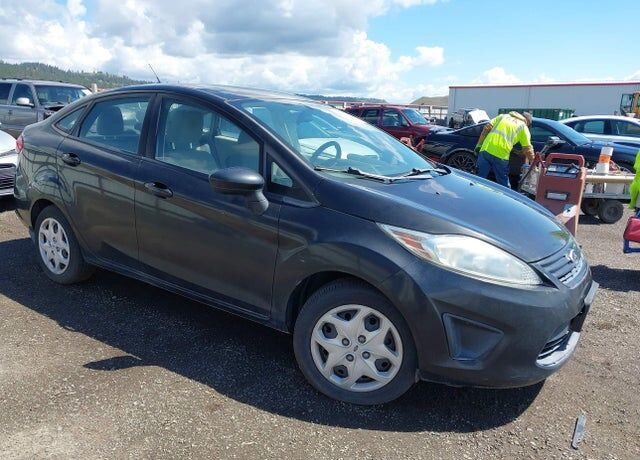 2013 FORD Fiesta