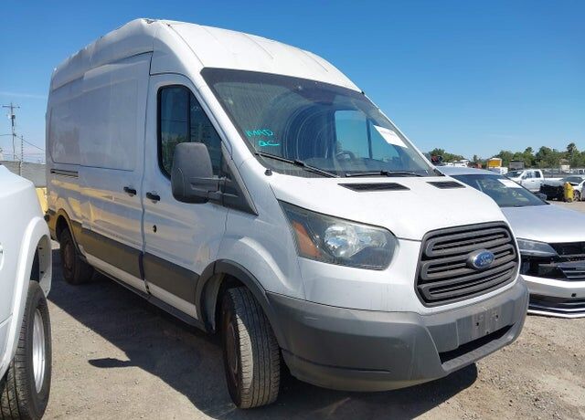 2015 FORD Transit
