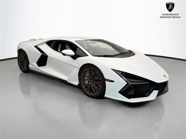 2024 LAMBORGHINI Revuelto
