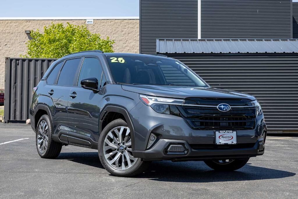 2025 SUBARU Forester