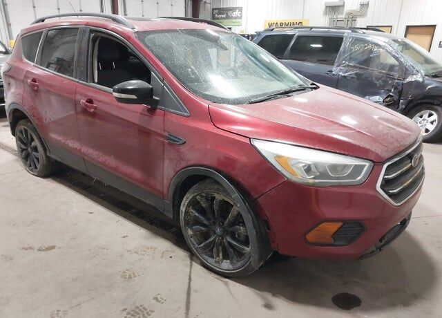 2017 FORD Escape