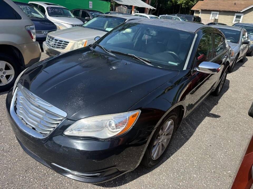 2013 CHRYSLER 200