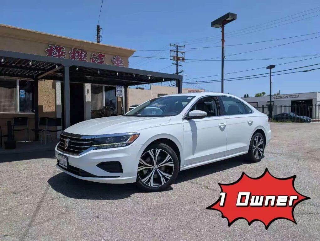 2021 VOLKSWAGEN Passat