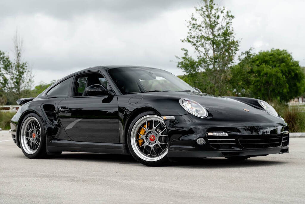 2011 PORSCHE 911