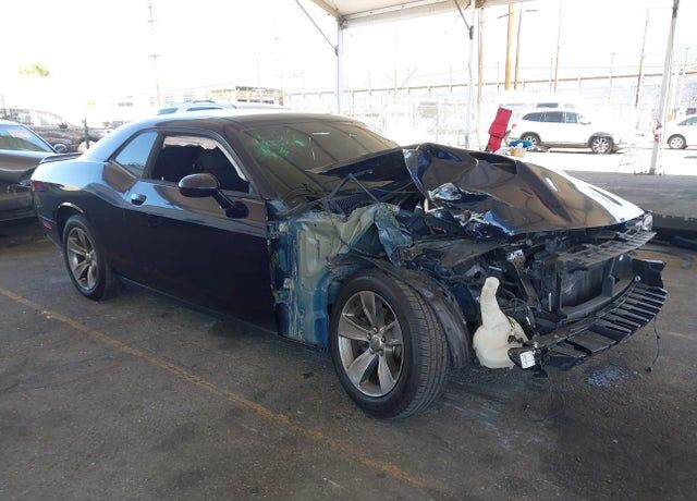 2017 DODGE Challenger