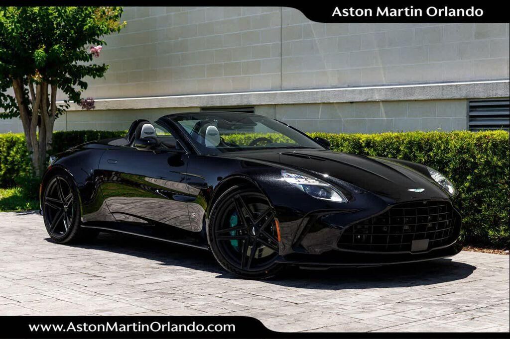 2026 ASTON MARTIN Vantage