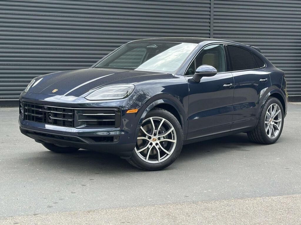 2026 PORSCHE Cayenne