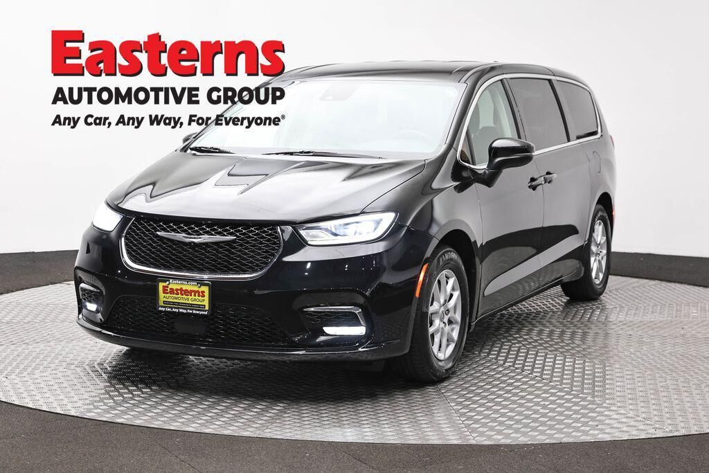2023 CHRYSLER Pacifica