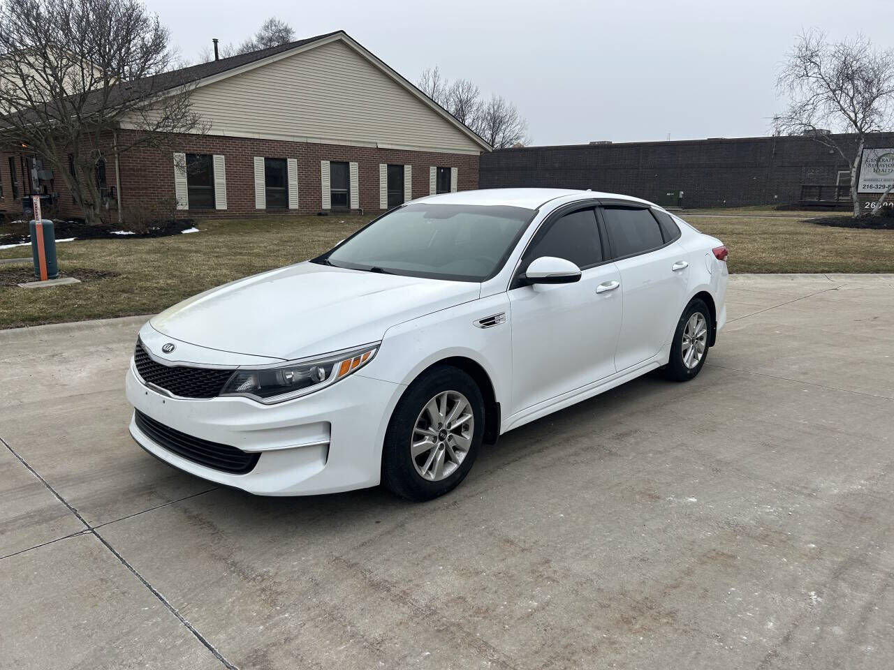 2017 KIA Optima